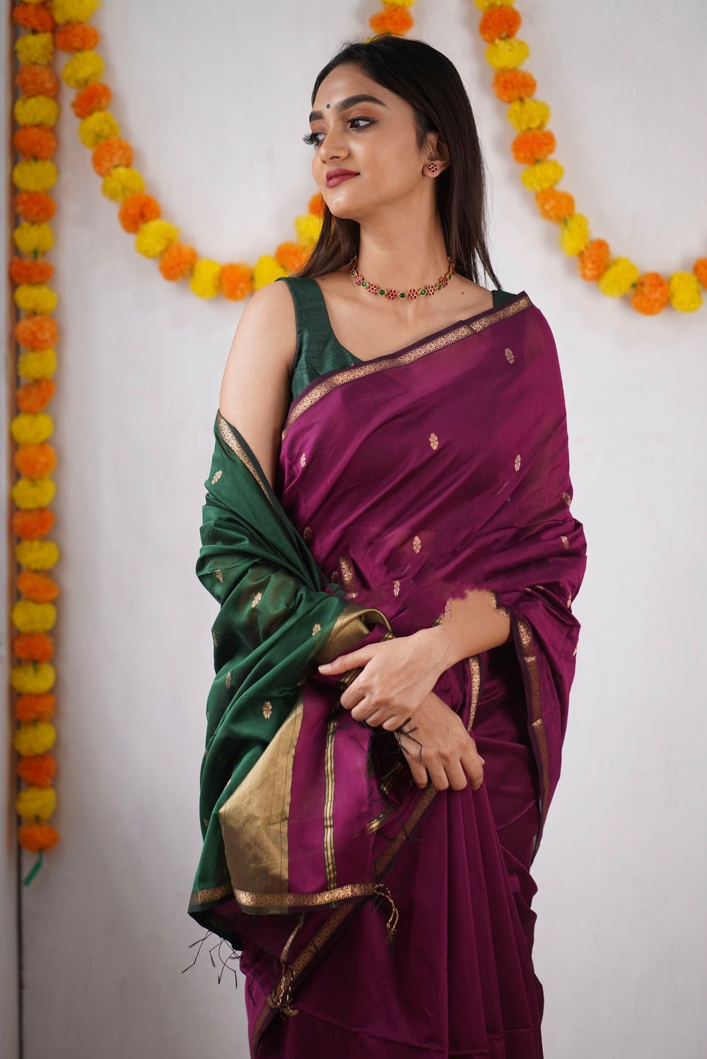 Alluring Dark Pink Cotton Silk Saree With Charming Blouse Piece