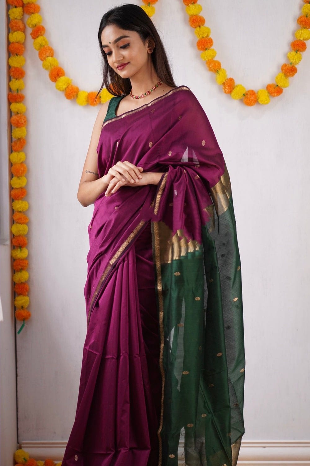 Alluring Dark Pink Cotton Silk Saree With Charming Blouse Piece