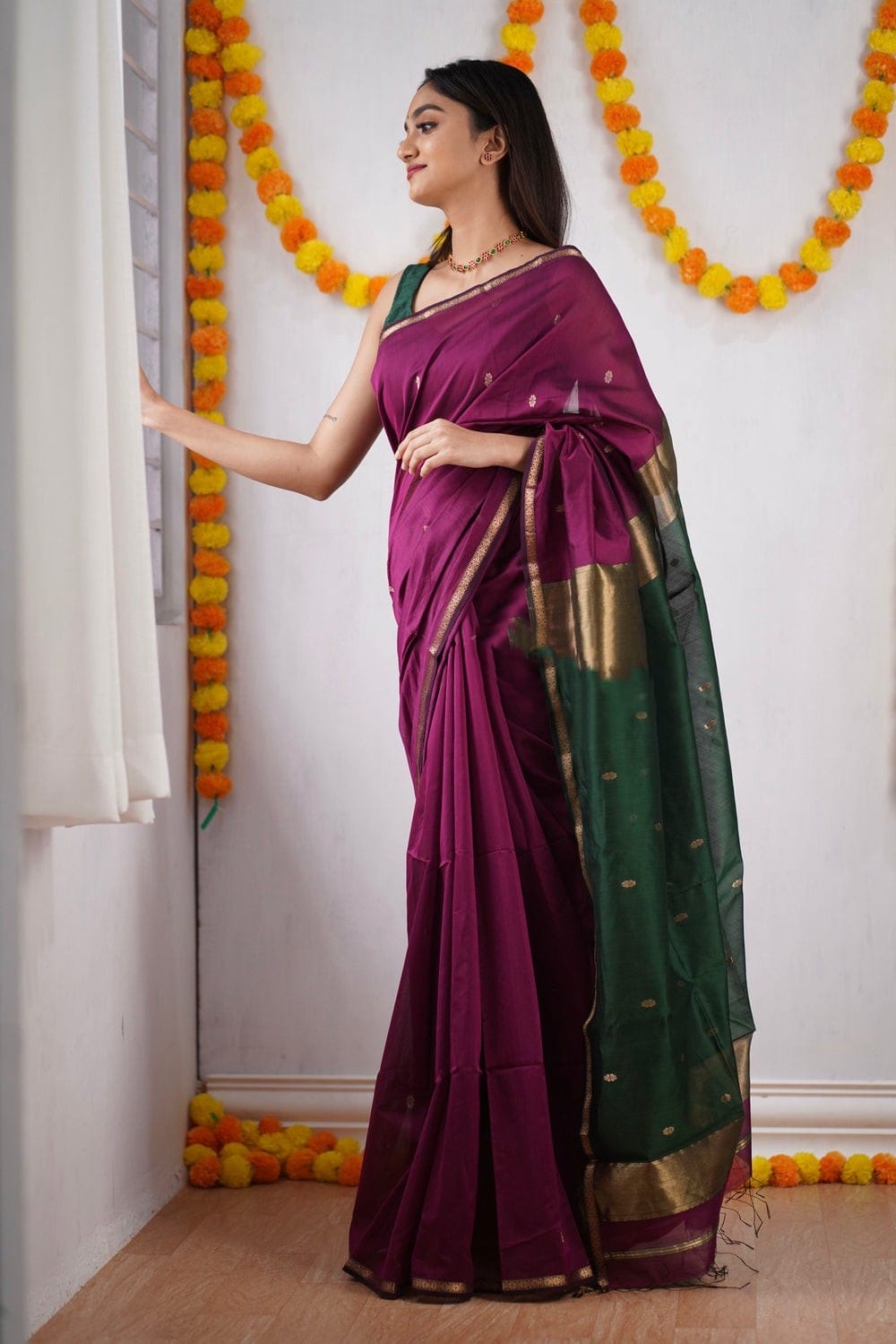 Alluring Dark Pink Cotton Silk Saree With Charming Blouse Piece