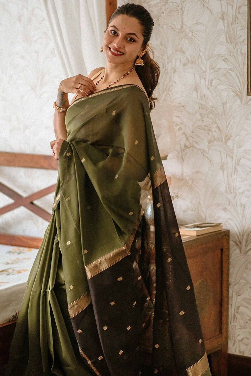 Moiety Green Cotton Silk Saree With Fragrant Blouse Piece