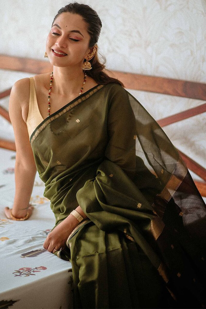 Moiety Green Cotton Silk Saree With Fragrant Blouse Piece