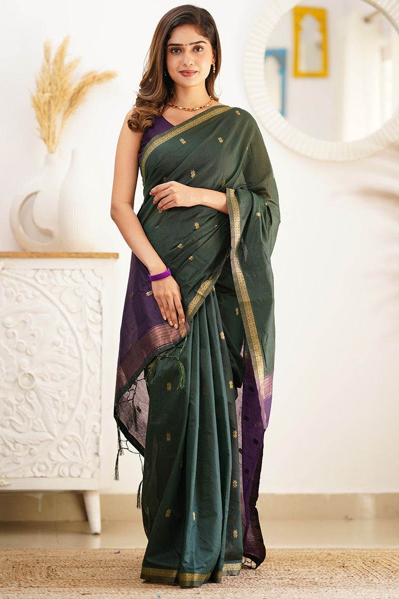 Charming Green Cotton Silk Saree With Ornate Blouse Piece