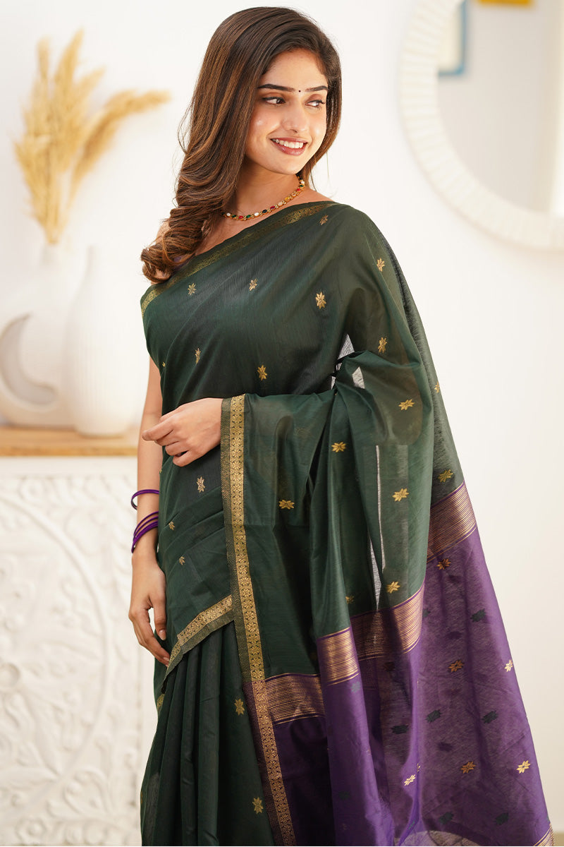 Charming Green Cotton Silk Saree With Ornate Blouse Piece