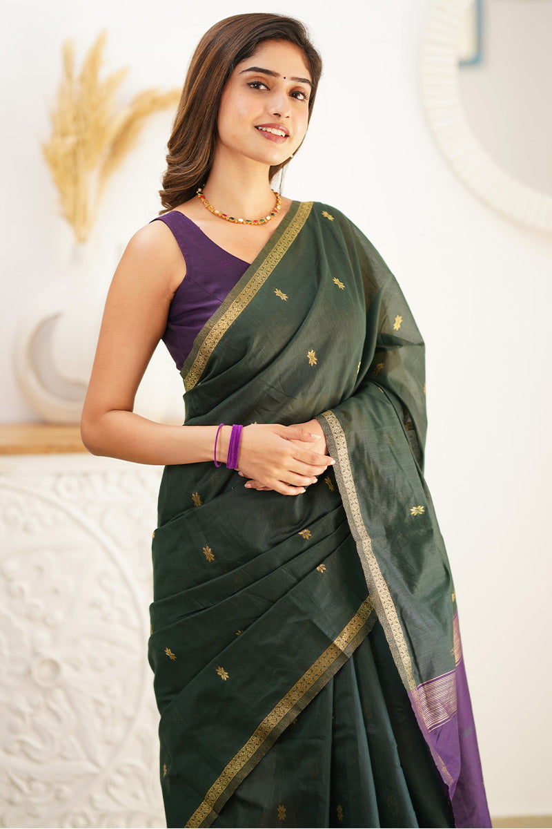 Charming Green Cotton Silk Saree With Ornate Blouse Piece