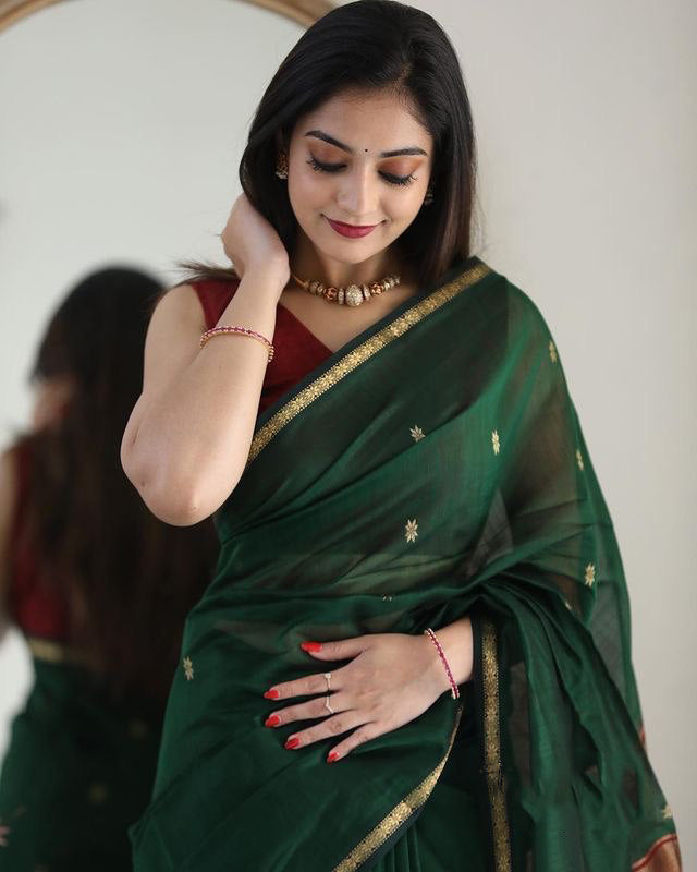 Lustrous Green Cotton Silk Saree With Charismatic Blouse Piece