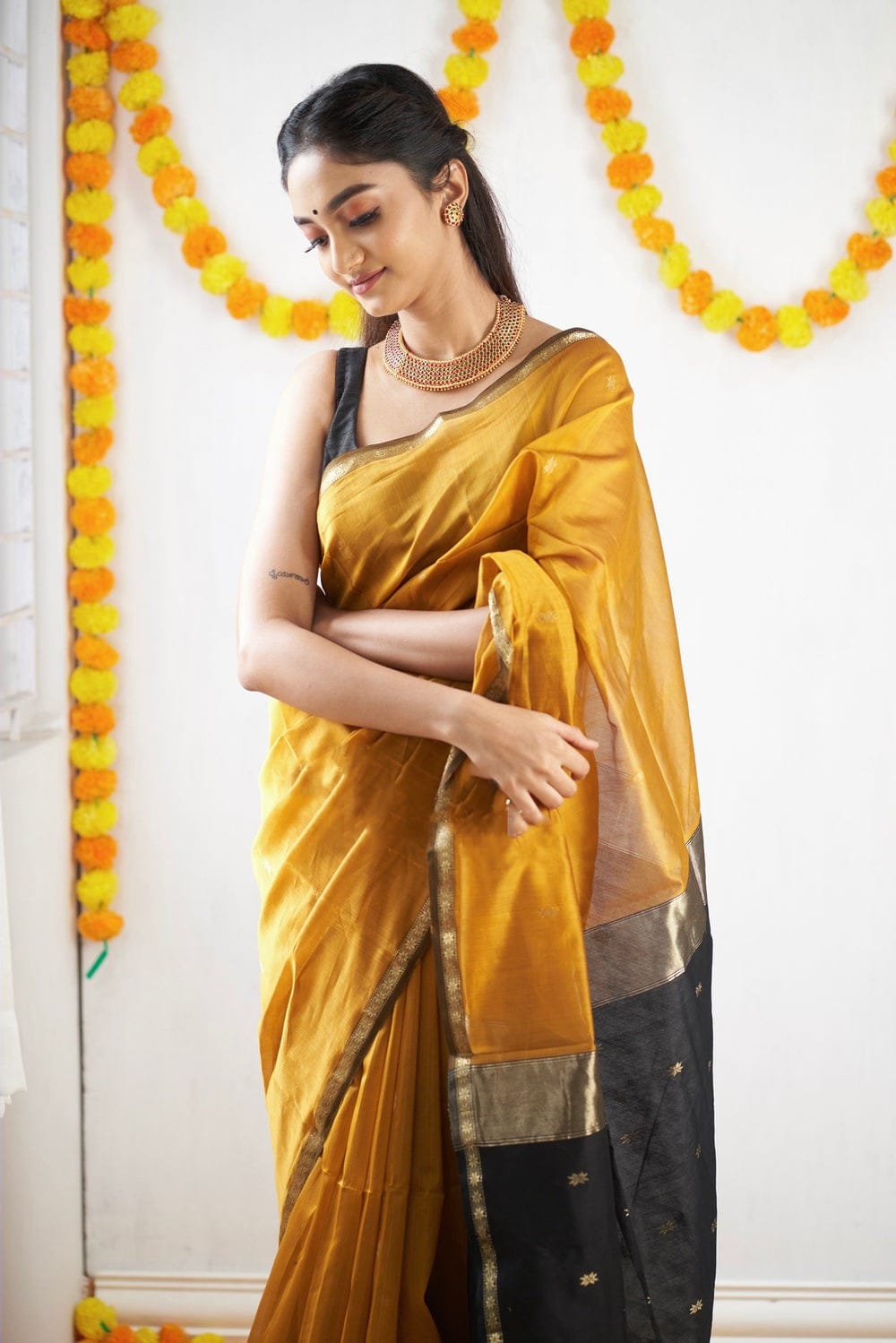 Fantabulous Mustard Cotton Silk Saree With Captivating Blouse Piece