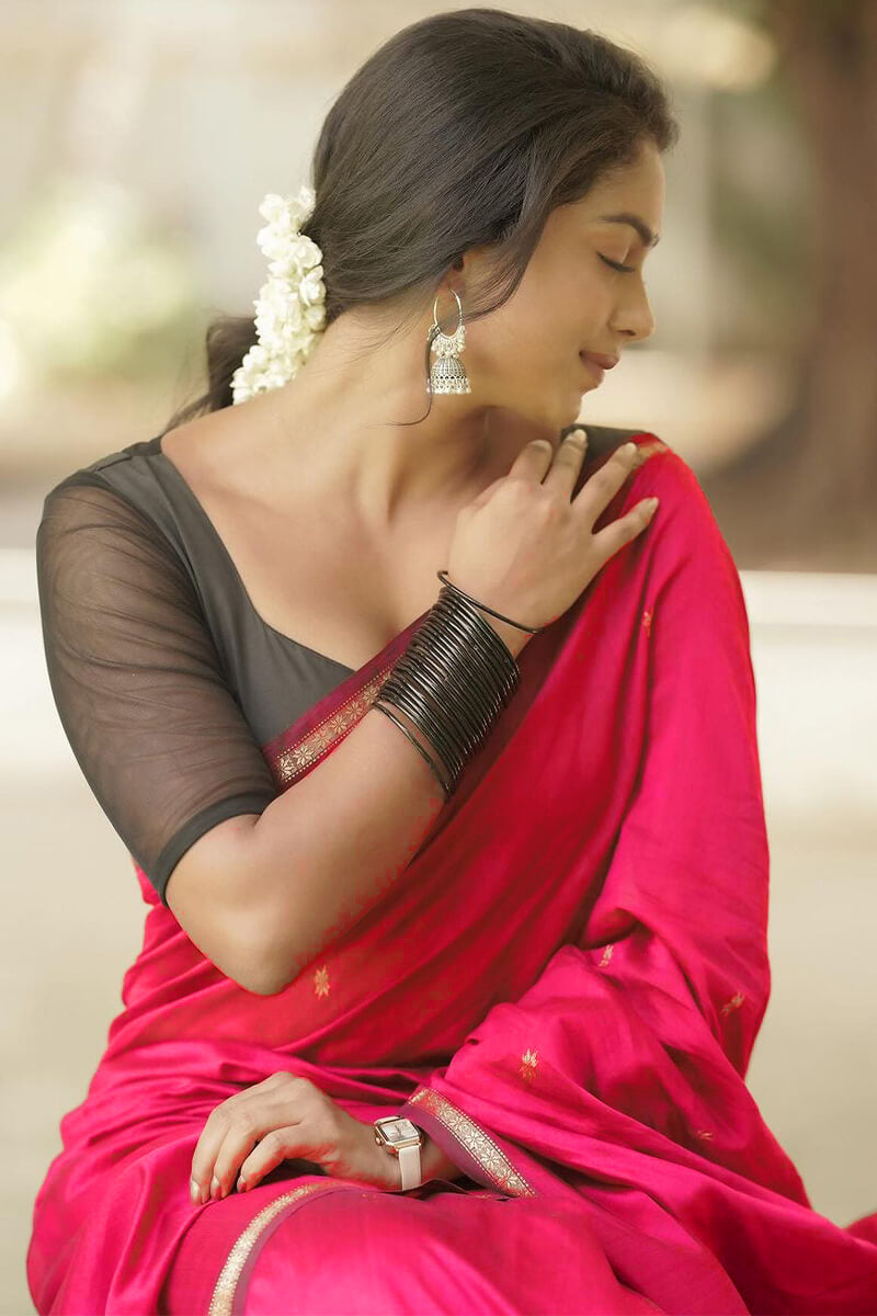 Traditional Dark Pink Cotton Silk Saree With Desirable Blouse Piece