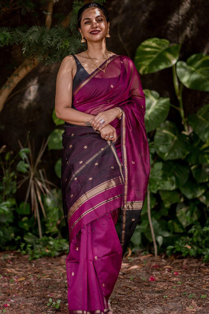 Opulent Dark Pink Cotton Silk Saree With Quintessential Blouse Piece