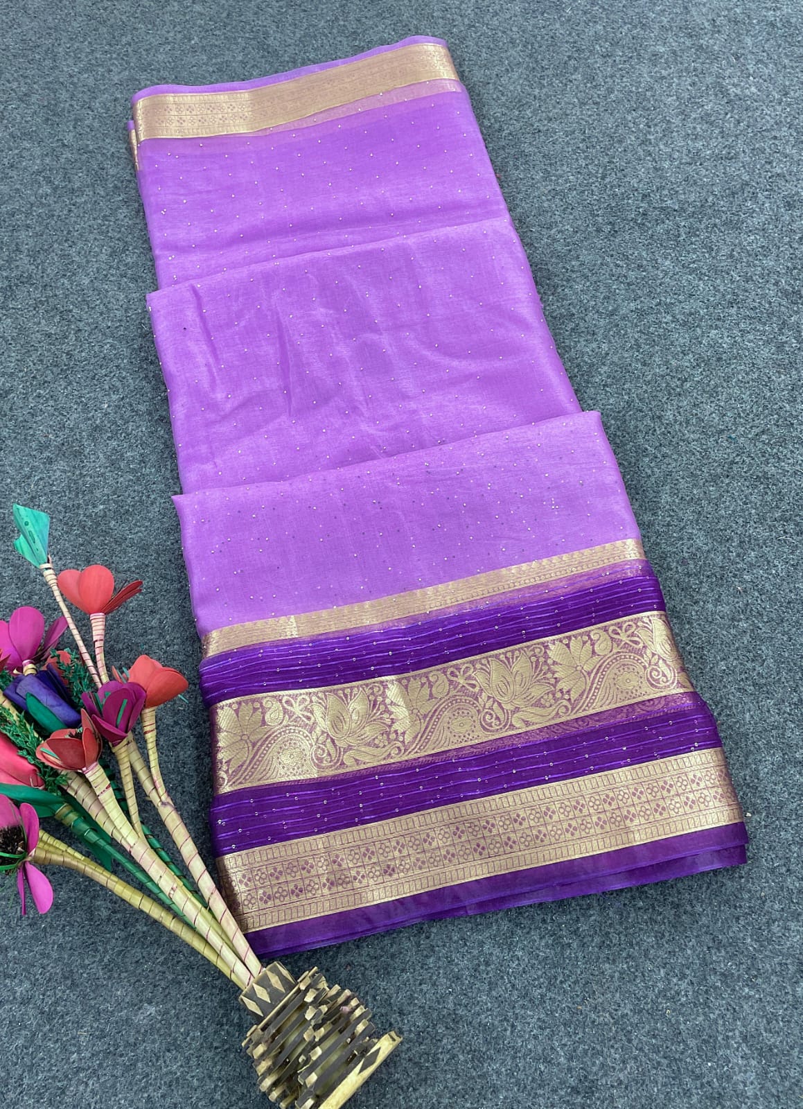 Fugacious Lavender Organza Silk Saree With Flattering Blouse Piece