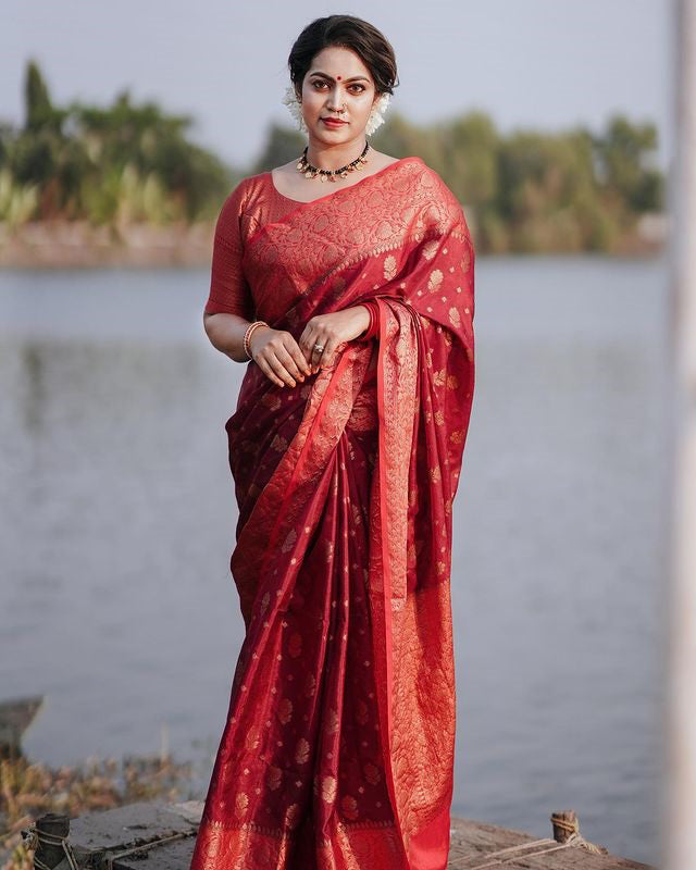 Inimitable Red Soft Silk Saree With Denouement Blouse Piece