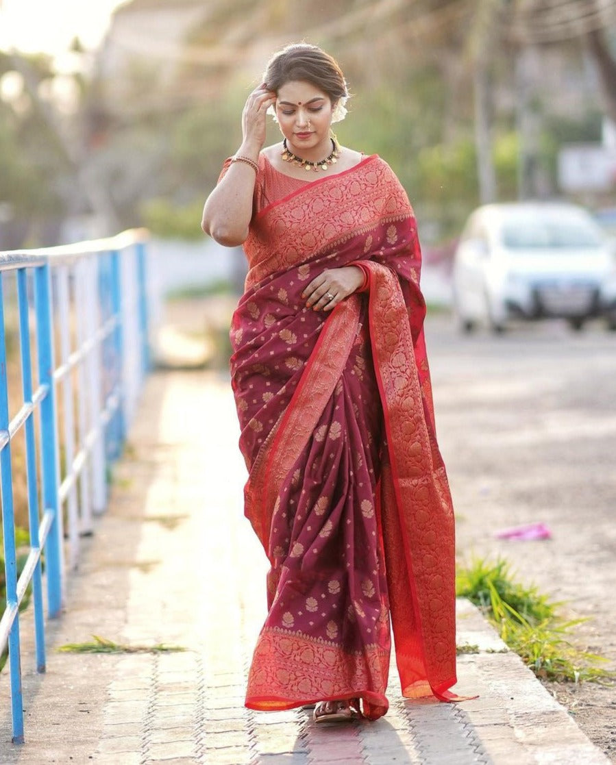 Inimitable Red Soft Silk Saree With Denouement Blouse Piece