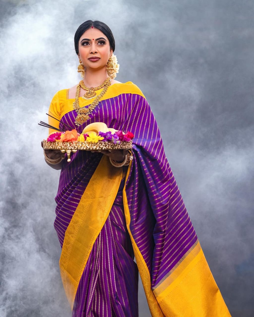 Unequalled Purple Soft Silk Saree With Trendy Blouse Piece