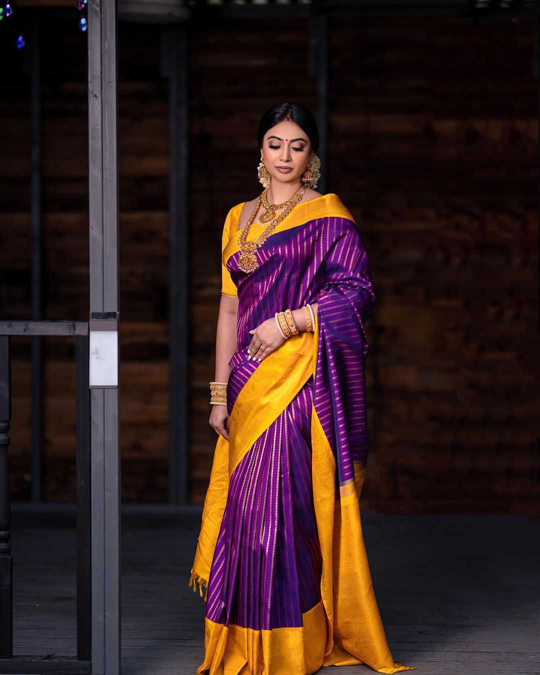 Unequalled Purple Soft Silk Saree With Trendy Blouse Piece