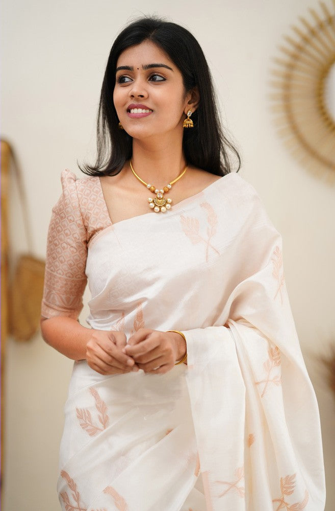 Pretty White Soft Silk Saree With Adorning Blouse Piece