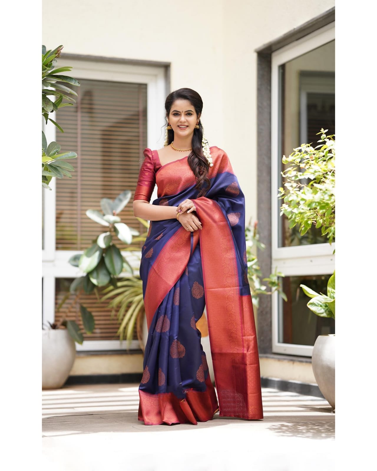 Smashing Navy Blue Soft Silk Saree With Embrocation Blouse Piece