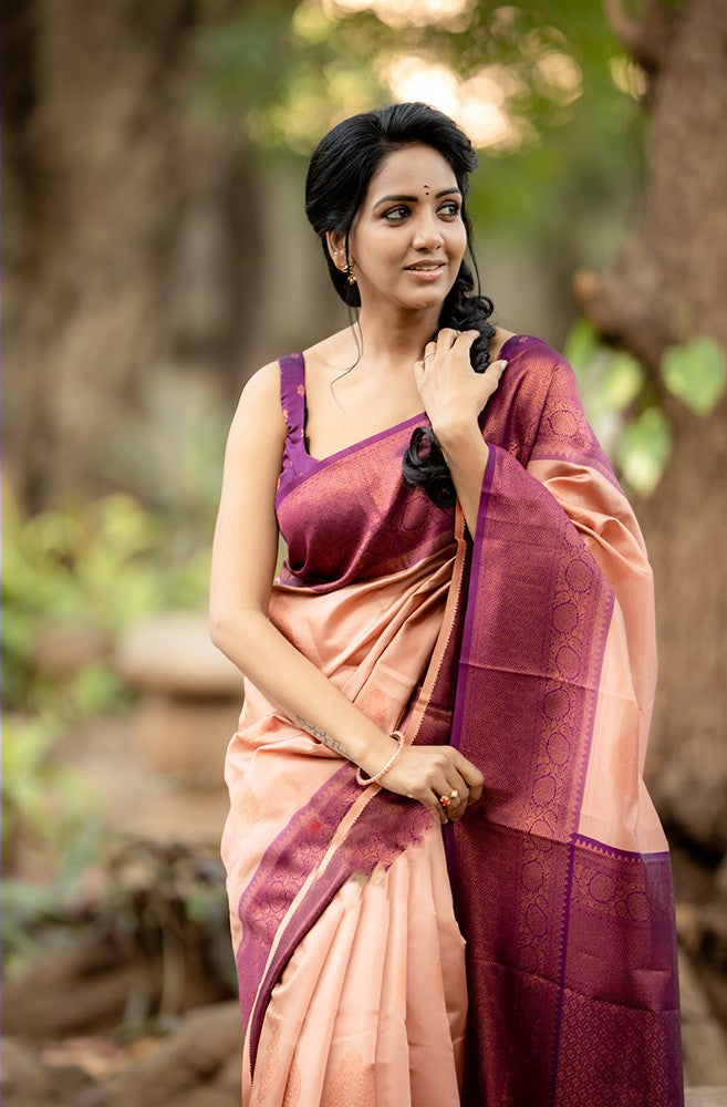 Unique Peach Soft Silk Saree With Smart Blouse Piece