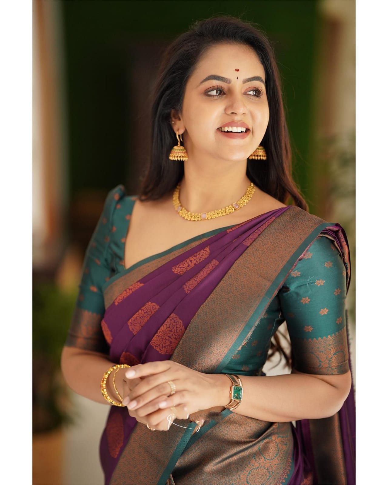 Rhapsodic Purple Soft Silk Saree With Incomparable Blouse Piece