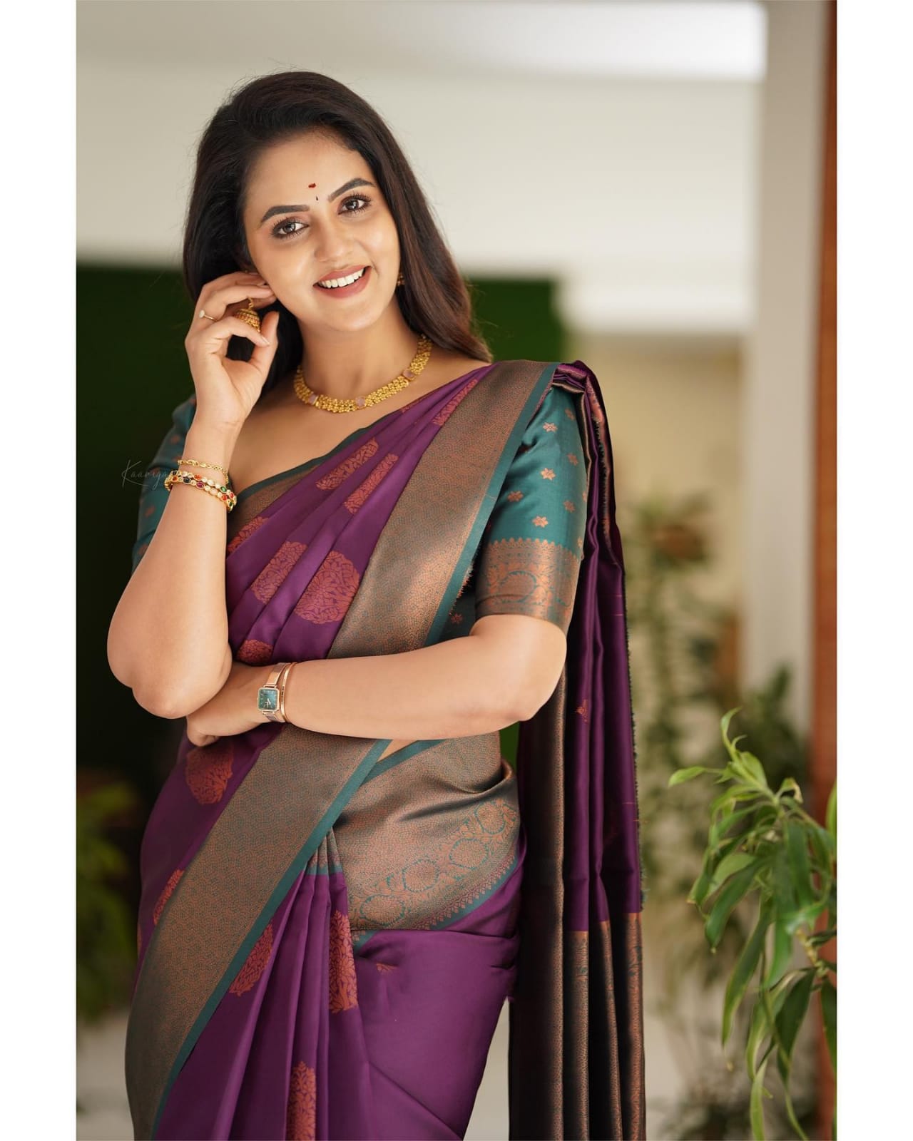 Rhapsodic Purple Soft Silk Saree With Incomparable Blouse Piece