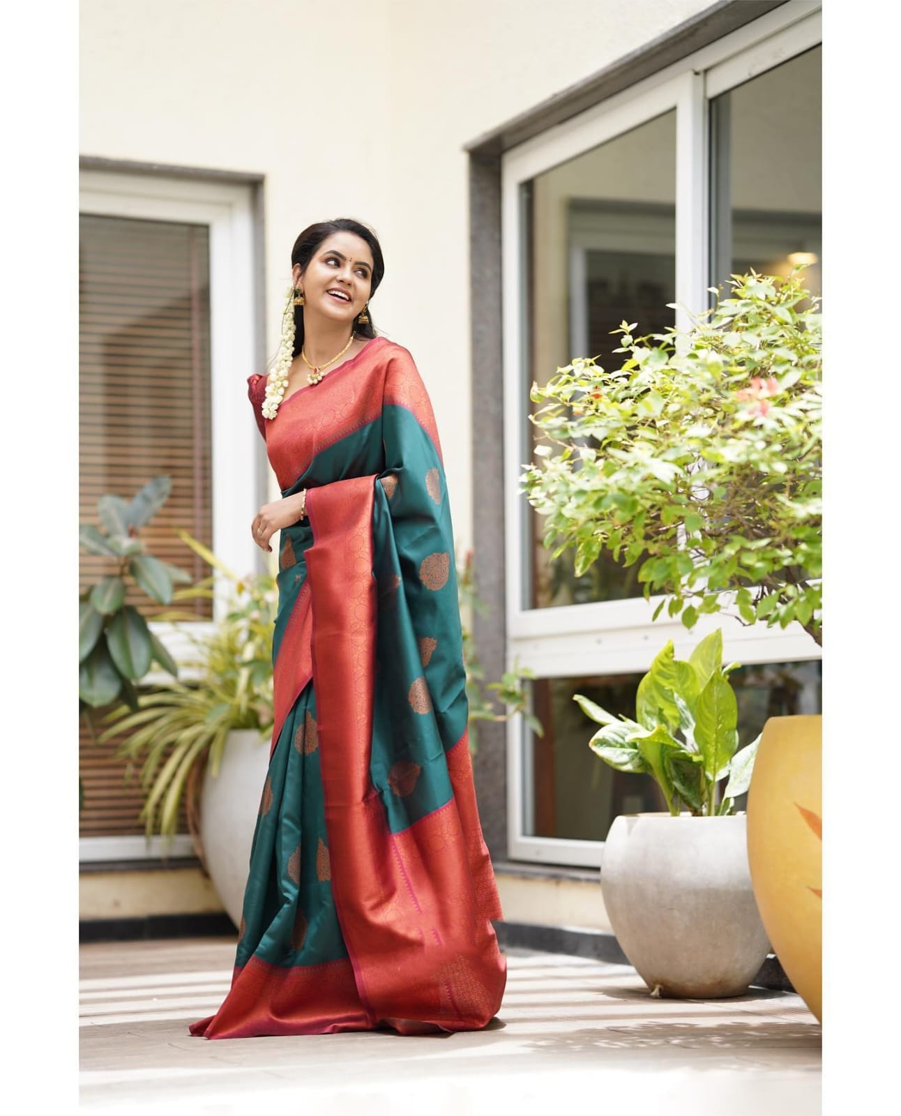 Opulent Rama Soft Silk Saree With Outstanding Blouse Piece