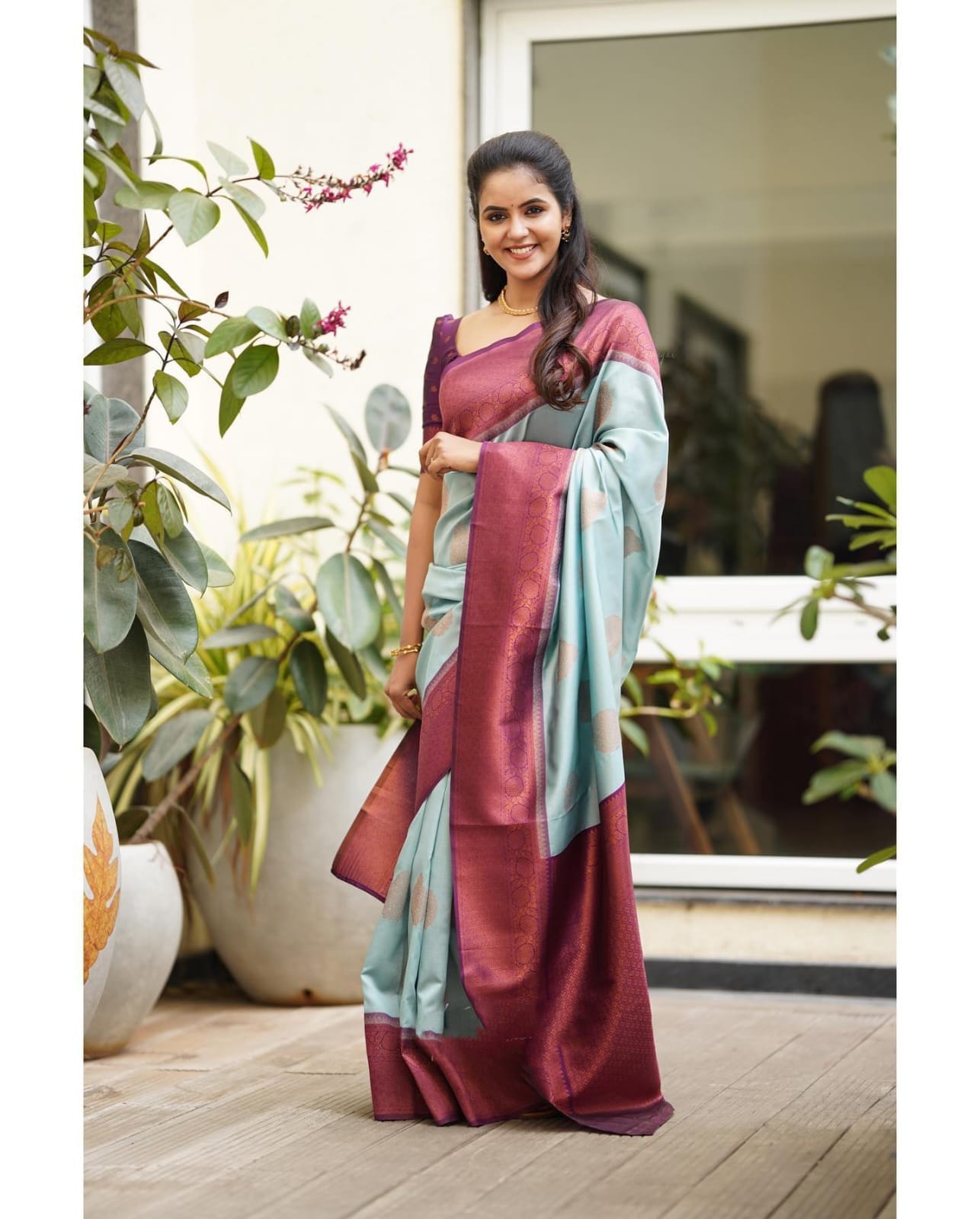 Majestic Sky Soft Silk Saree With Exquisite Blouse Piece