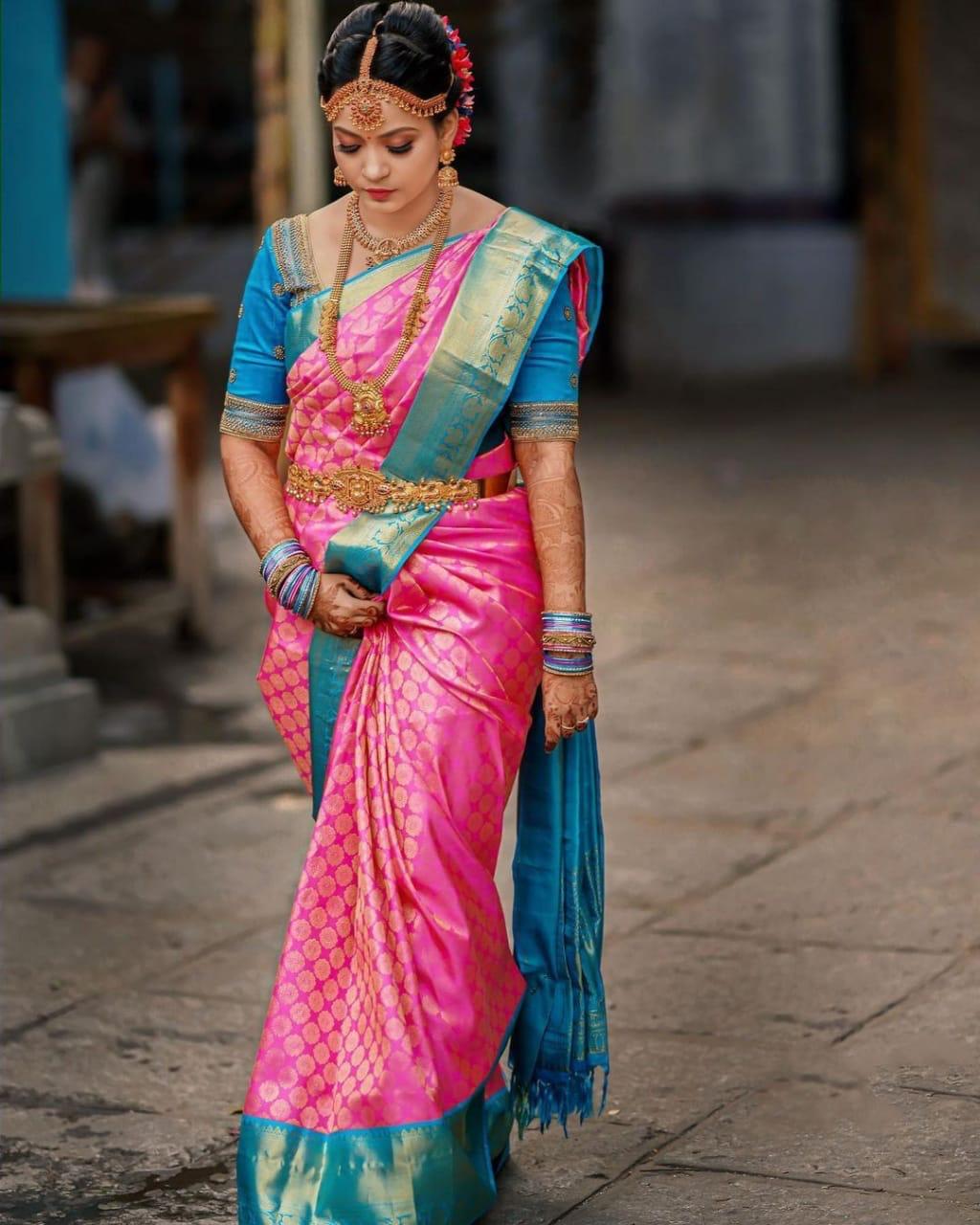 Appealing Dark Pink Soft Banarasi Silk Saree With Preferable Blouse Piece