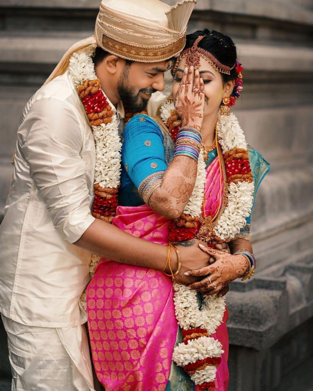 Appealing Dark Pink Soft Banarasi Silk Saree With Preferable Blouse Piece