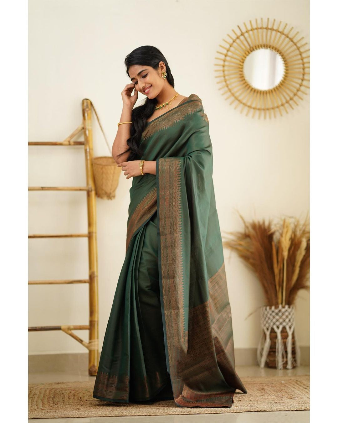 Imaginative Green Soft Silk Saree With Supernal Blouse Piece