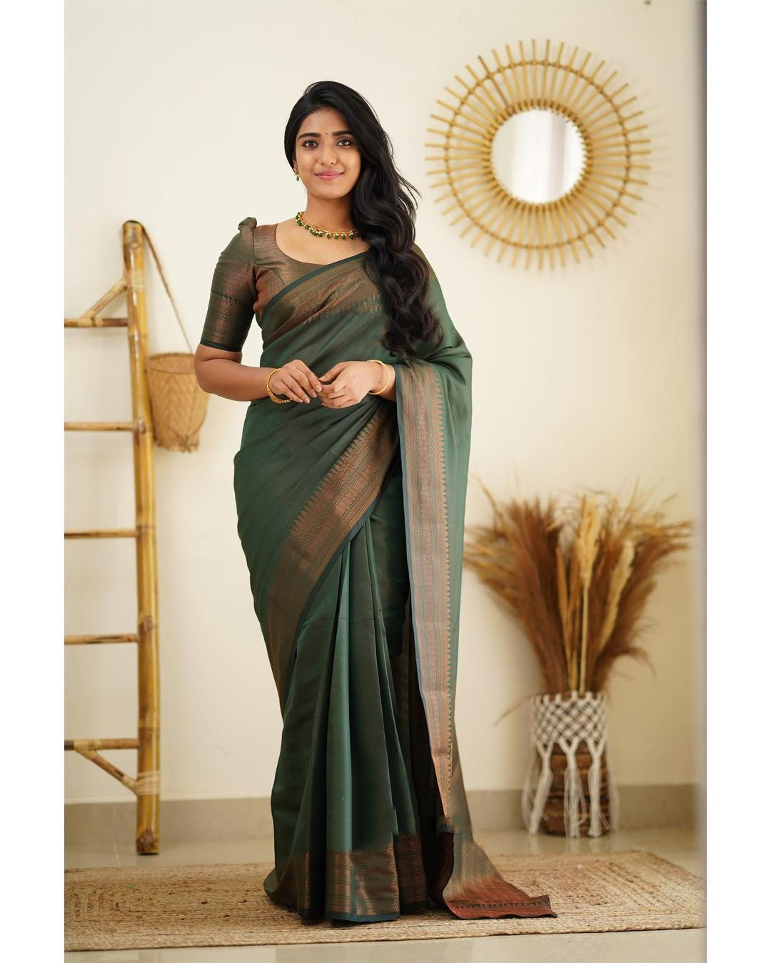 Imaginative Green Soft Silk Saree With Supernal Blouse Piece