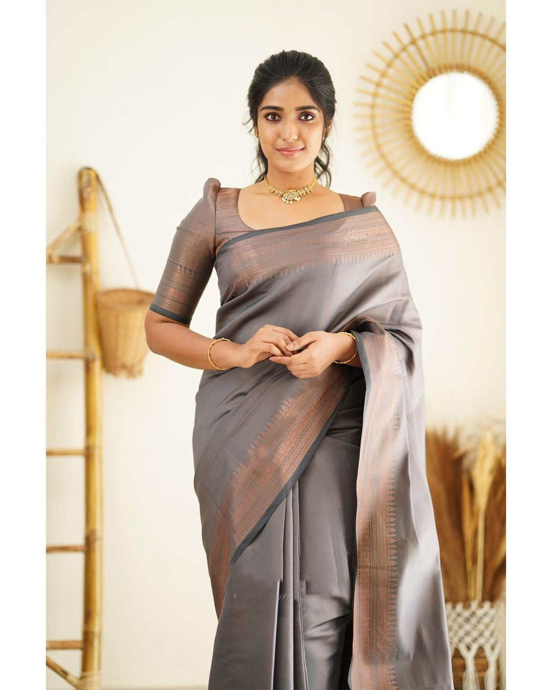 Phenomenal Grey Soft Silk Saree With Entrancing Blouse Piece