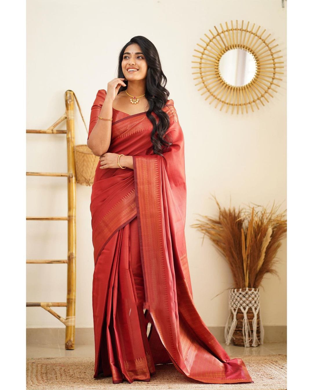 Majesty Red Soft Silk Saree With Adorable Blouse Piece