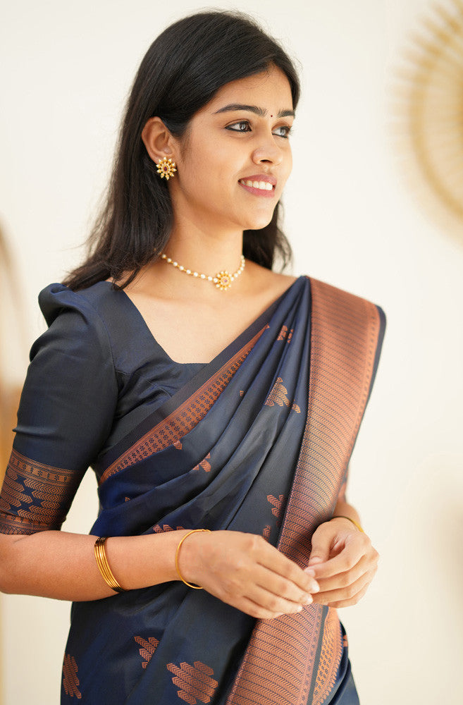 Exemplary Navy Blue Soft Silk Saree With A Blouse Piece