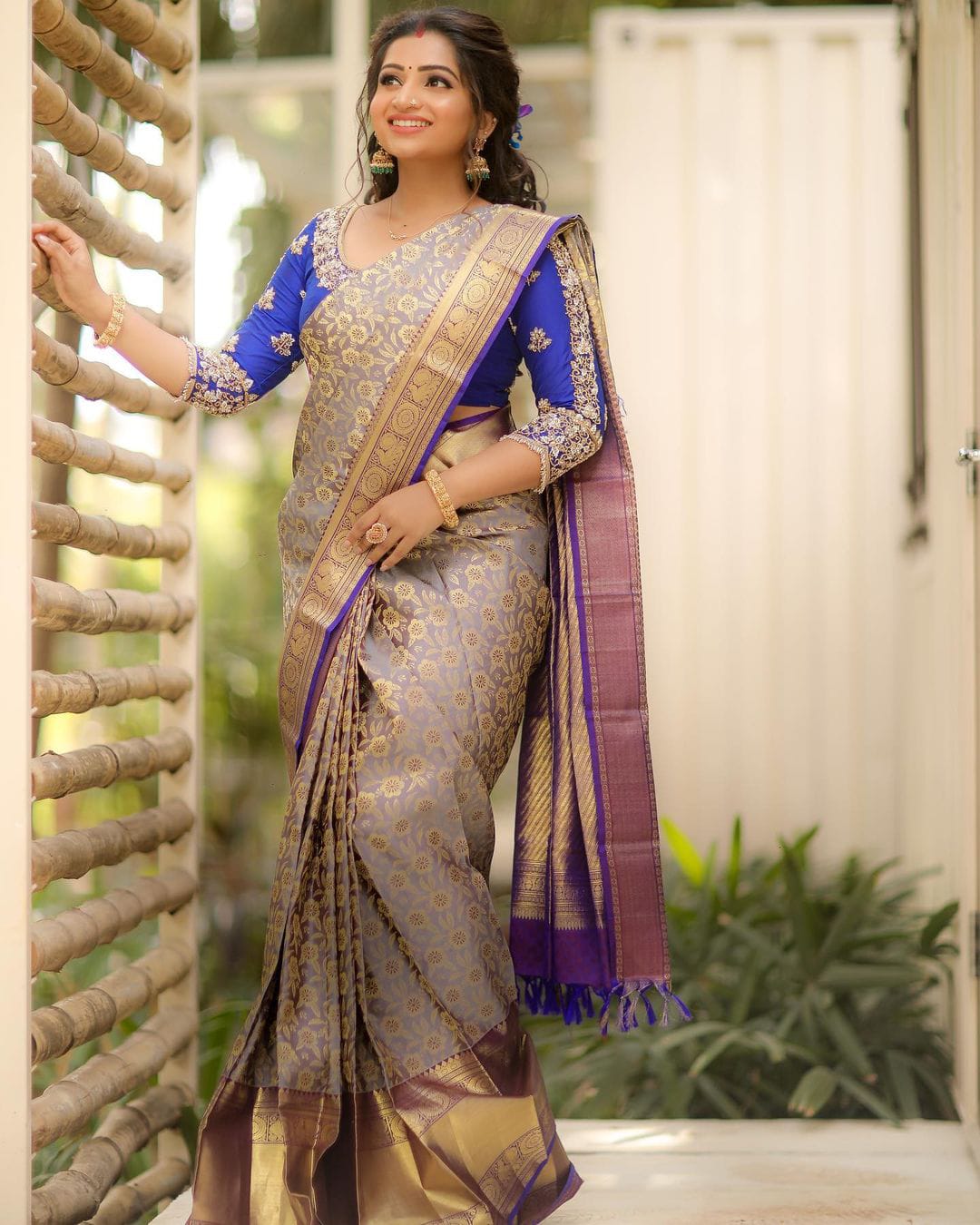 Energetic Grey Soft Banarasi Silk Saree With Mesmeric Blouse Piece