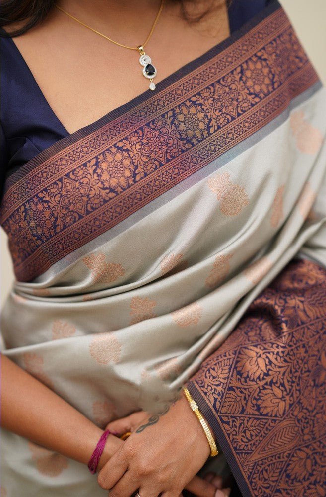 Enamoring Beige Soft Silk Saree With Ethnic Blouse Piece