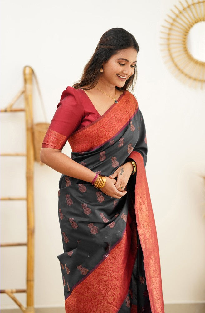 Unique Black Soft Silk Saree With Murmurous Blouse Piece