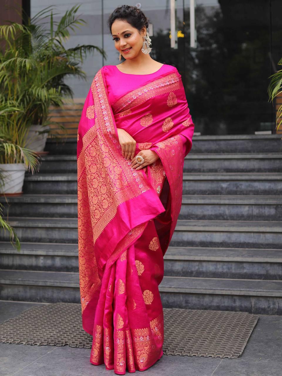 Delightful Dark Pink Soft Silk Saree With Divine Blouse Piece