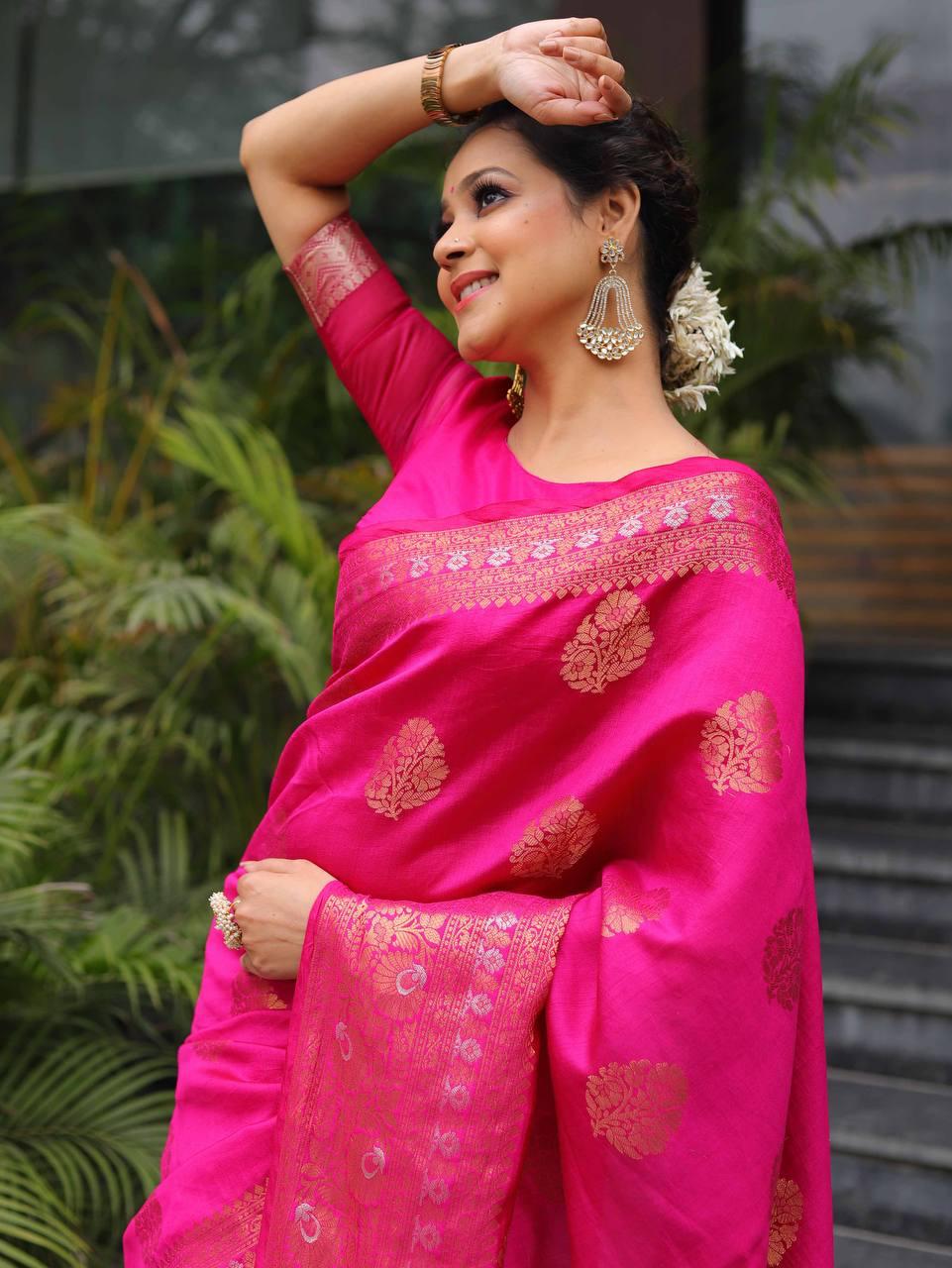 Delightful Dark Pink Soft Silk Saree With Divine Blouse Piece