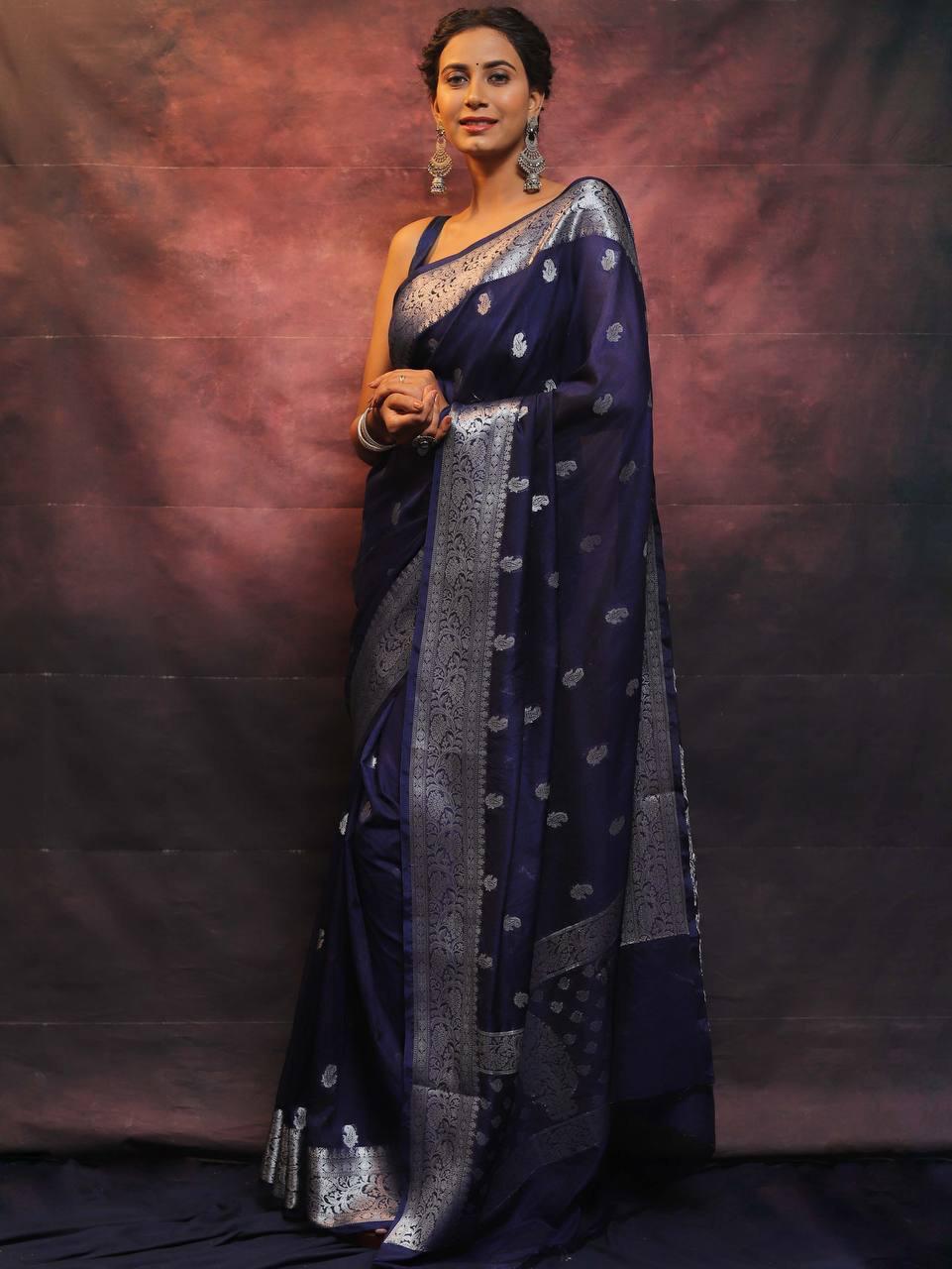 Fugacious Navy Blue Soft Silk Saree With Delectable Blouse Piece