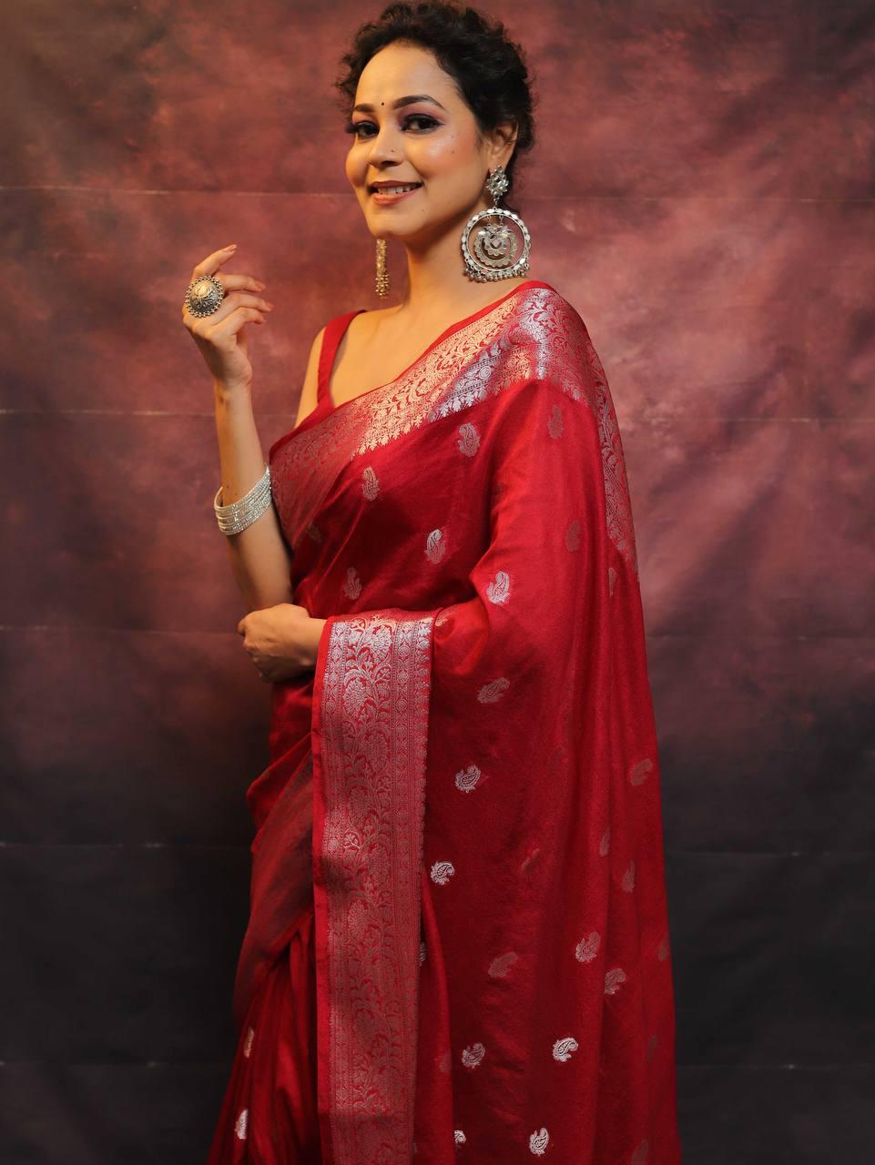 Enticing Red Soft Silk Saree With Effervescent Blouse Piece