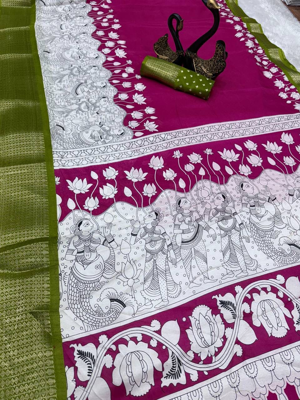 Conflate Dark Pink Digital Printed Dola Silk Saree With Beauteous Blouse Piece