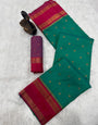 Engrossing Green Soft Banarasi Silk Saree With Impressive Blouse Piece