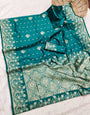 Skinny Rama Soft Silk Saree With Piquant Blouse Piece