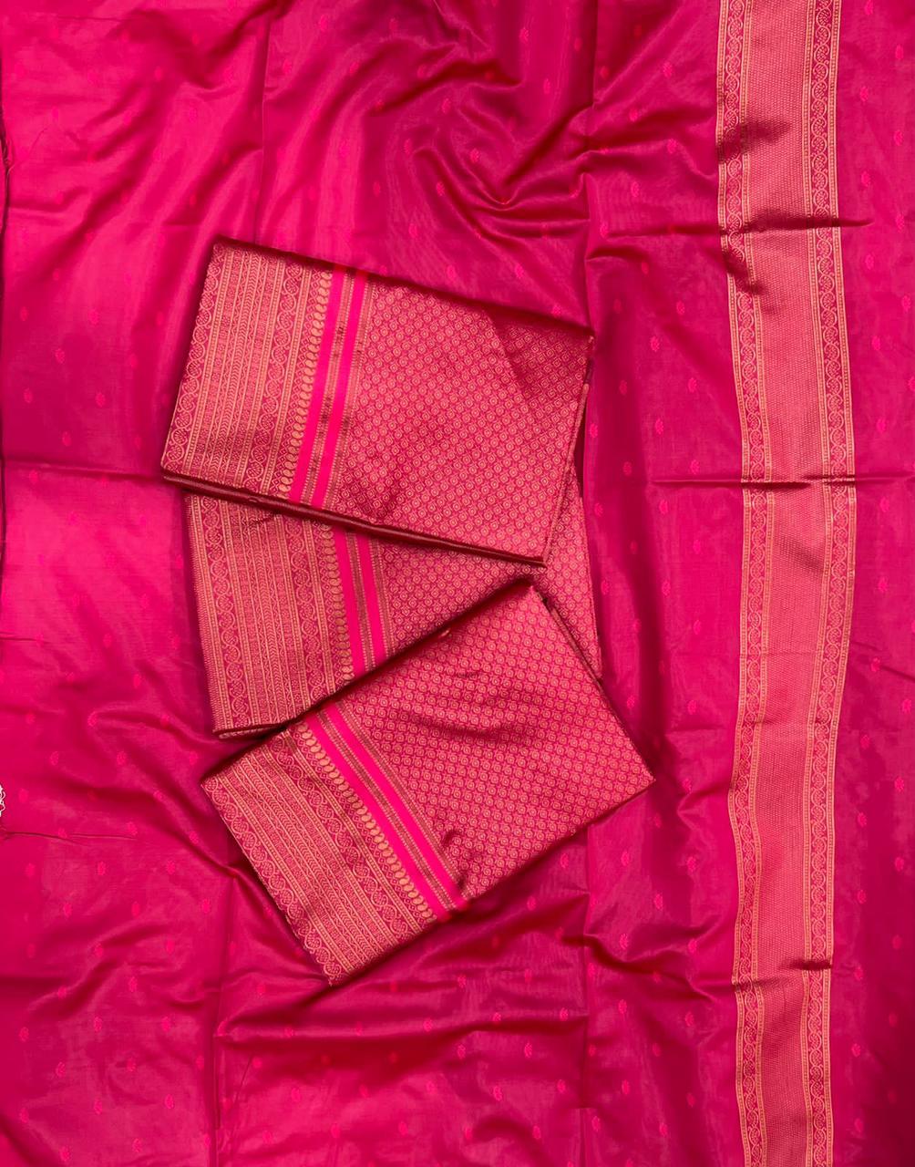 Traditional Dark Pink Soft Silk Saree With Sempiternal Blouse Piece